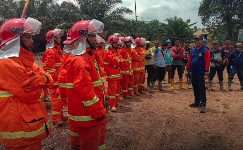 Pelatihan Pengendalian Kebakaran Lahan dan Kebun